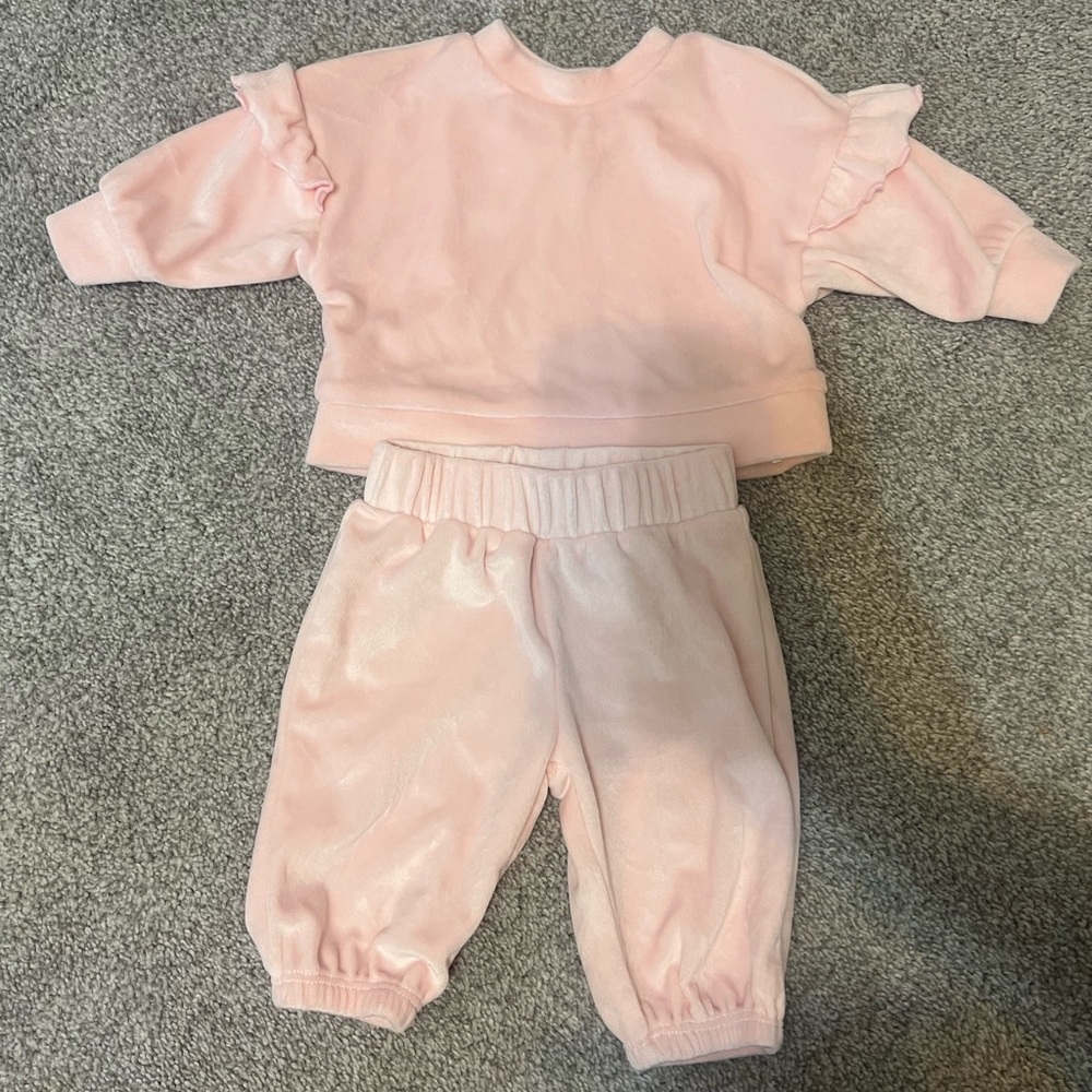 Carter's Baby Girl Velour Set - 3M